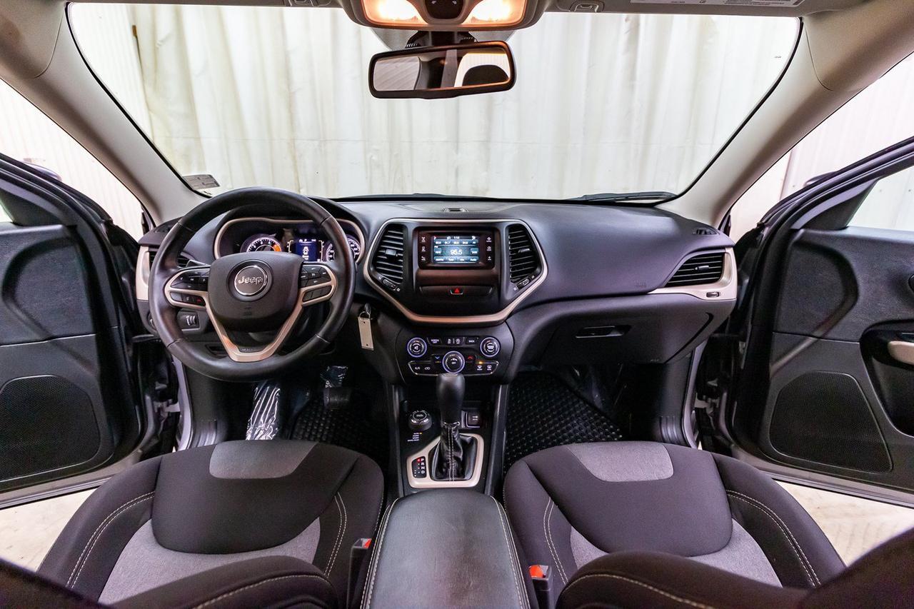 2017 Jeep Cherokee 4x4 Sport BCam Remote Start Red Deer AB