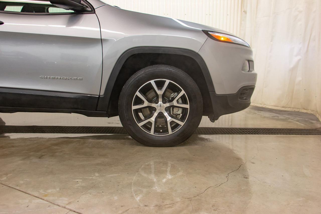 2017 Jeep Cherokee 4x4 Sport Red Deer AB