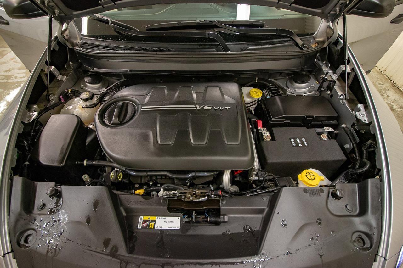 2017 Jeep Cherokee 4x4 Sport Red Deer AB