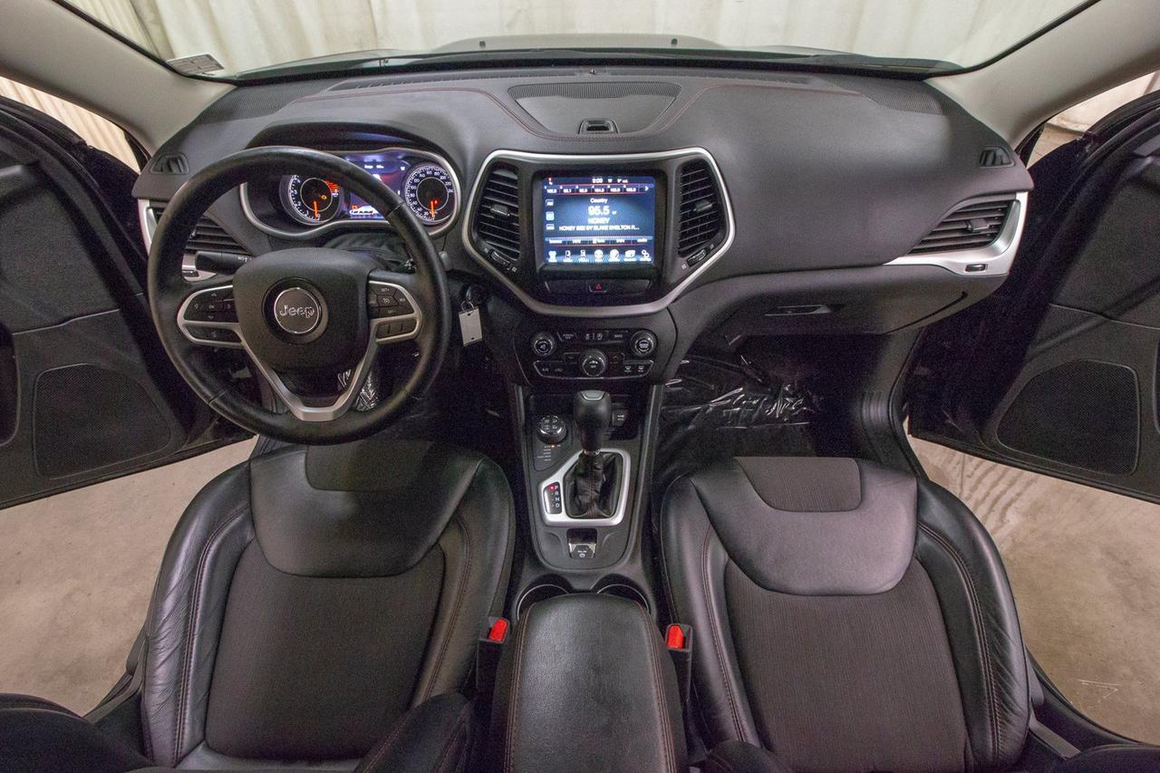 2017 Jeep Cherokee 4x4 Trailhawk Leather BCam Red Deer AB