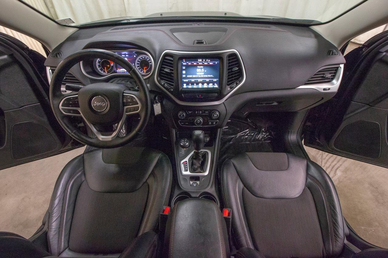 2017 Jeep Cherokee 4x4 Trailhawk Leather BCam Red Deer AB