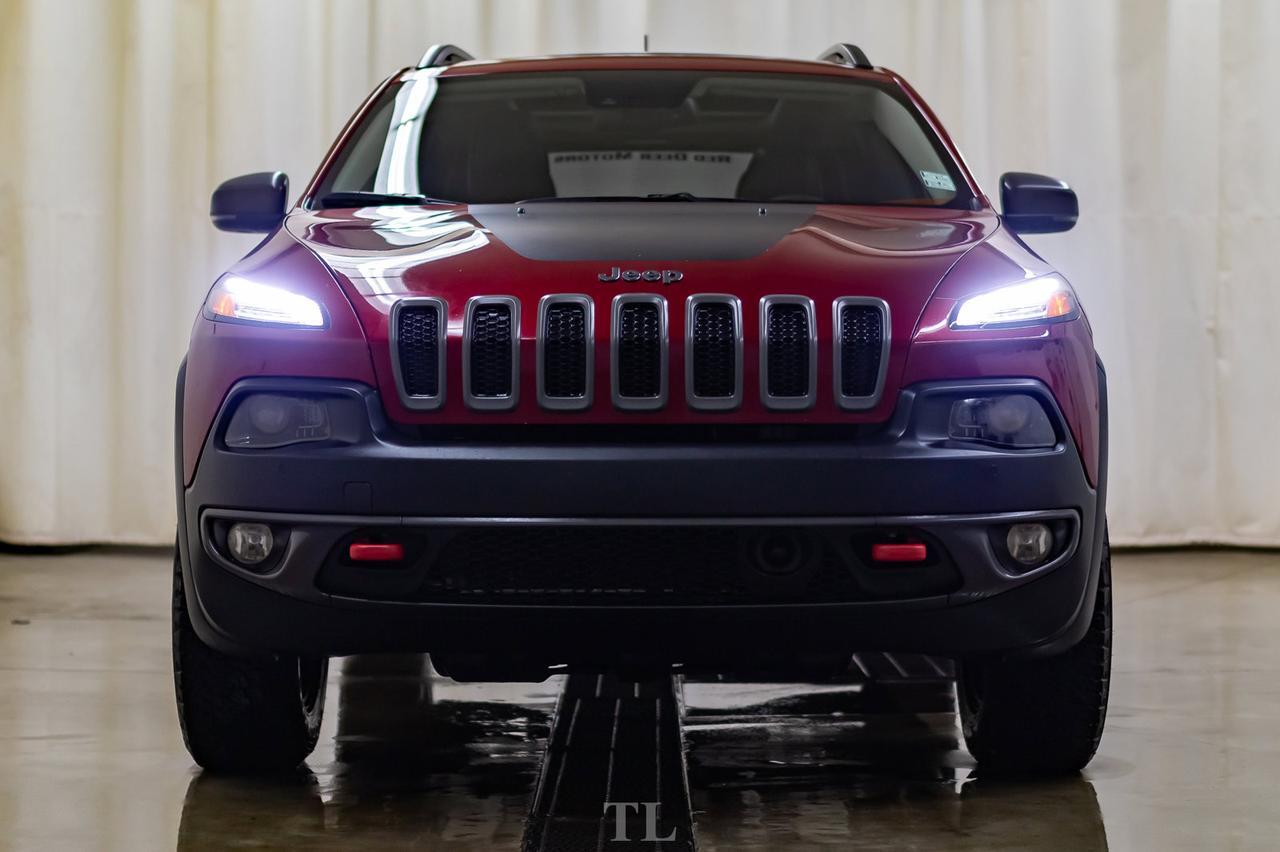 2017 Jeep Cherokee 4x4 Trailhawk Leather Roof Nav BCam Red Deer AB