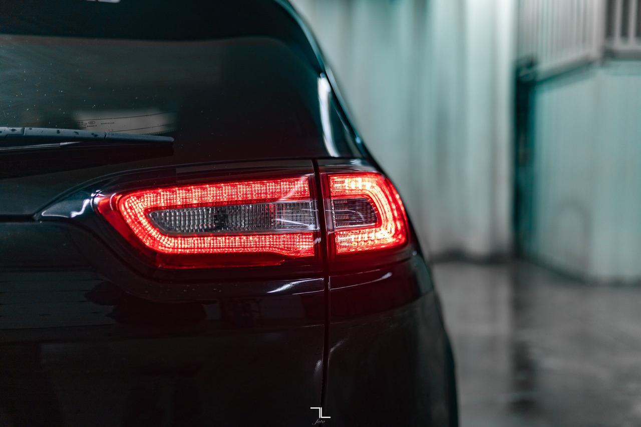 2017 Jeep Cherokee 4x4 Trailhawk Leather Roof Nav Red Deer AB