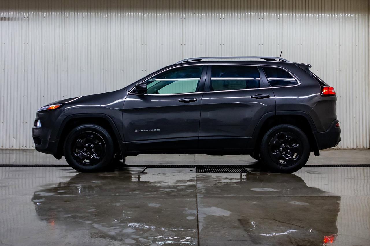 2017 Jeep Cherokee AWD North BCam Red Deer AB
