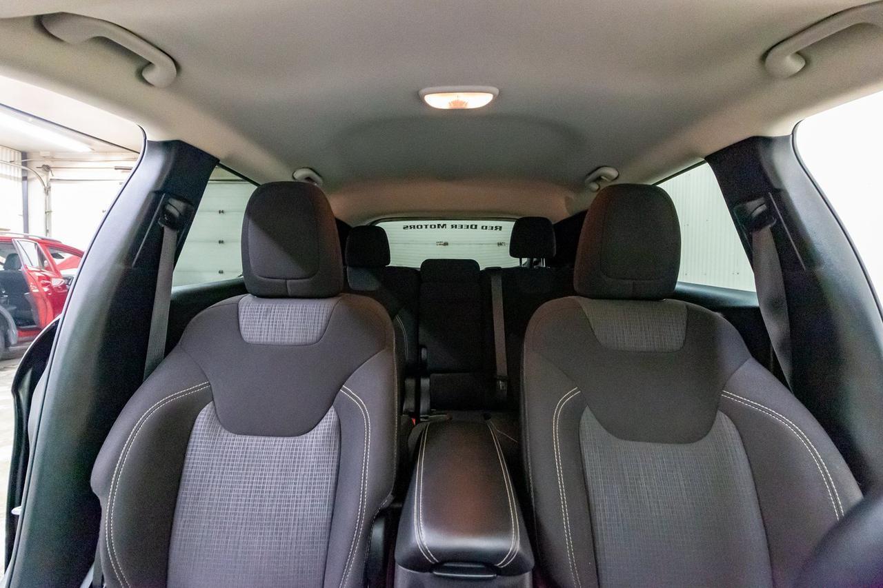 2017 Jeep Cherokee AWD North BCam Red Deer AB