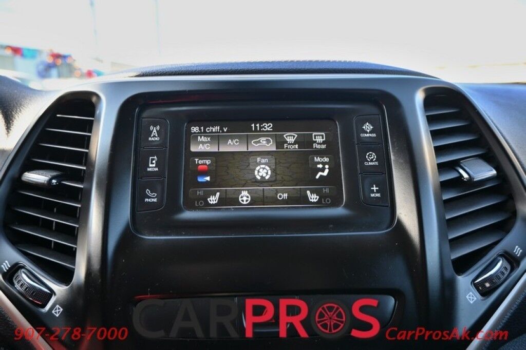 2017 Jeep Cherokee Latitude - 3.2L V6 - Automatic - 4X4 - Heated Front Seats - Heated Steering Wheel - Block Heater - Remote Start - Power Windows & Door Locks - Tow Package Anchorage AK
