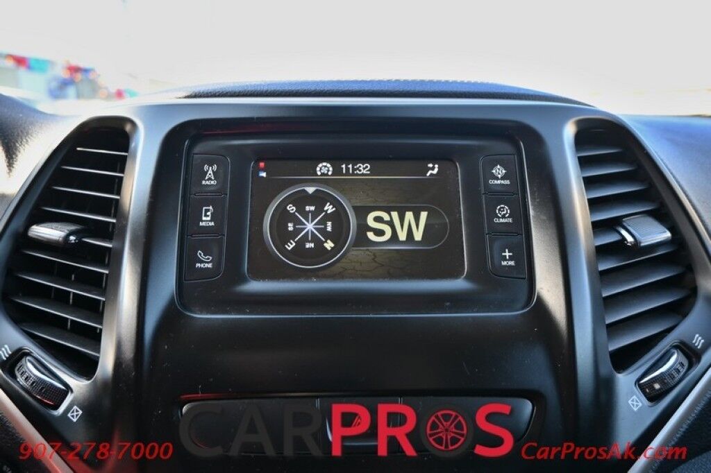 2017 Jeep Cherokee Latitude - 3.2L V6 - Automatic - 4X4 - Heated Front Seats - Heated Steering Wheel - Block Heater - Remote Start - Power Windows & Door Locks - Tow Package Anchorage AK