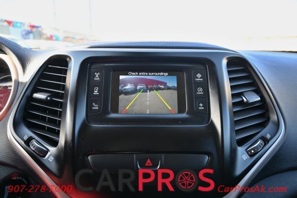2017 Jeep Cherokee Latitude - 3.2L V6 - Automatic - 4X4 - Heated Front Seats - Heated Steering Wheel - Block Heater - Remote Start - Power Windows & Door Locks - Tow Package Anchorage AK