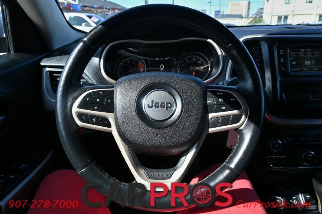2017 Jeep Cherokee Latitude - 3.2L V6 - Automatic - 4X4 - Heated Front Seats - Heated Steering Wheel - Block Heater - Remote Start - Power Windows & Door Locks - Tow Package Anchorage AK