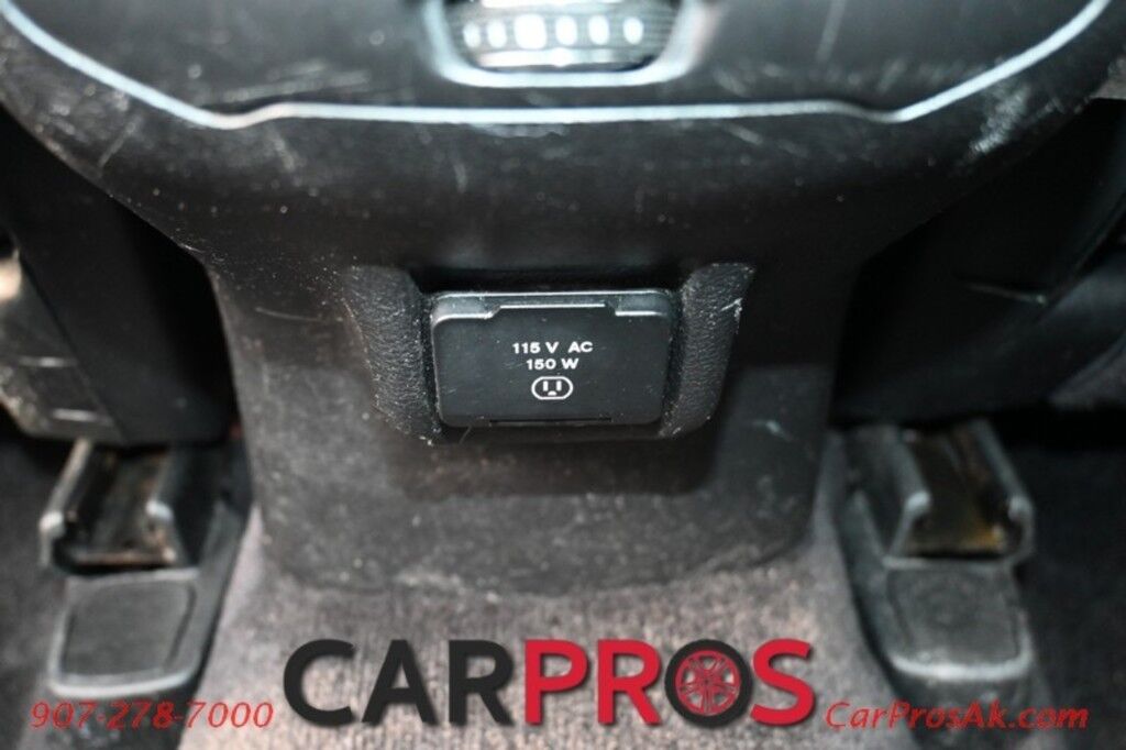 2017 Jeep Cherokee Latitude - 4X4 - 3.2L V6 - Auto Start - Power Driver's Seat - Panoramic Sunroof - Power Locks, Windows & Mirrors - Bluetooth - Power Liftgate - Fog Lights - Keyless Entry & Start - Aluminum Wheels - 29 MPG Anchorage AK
