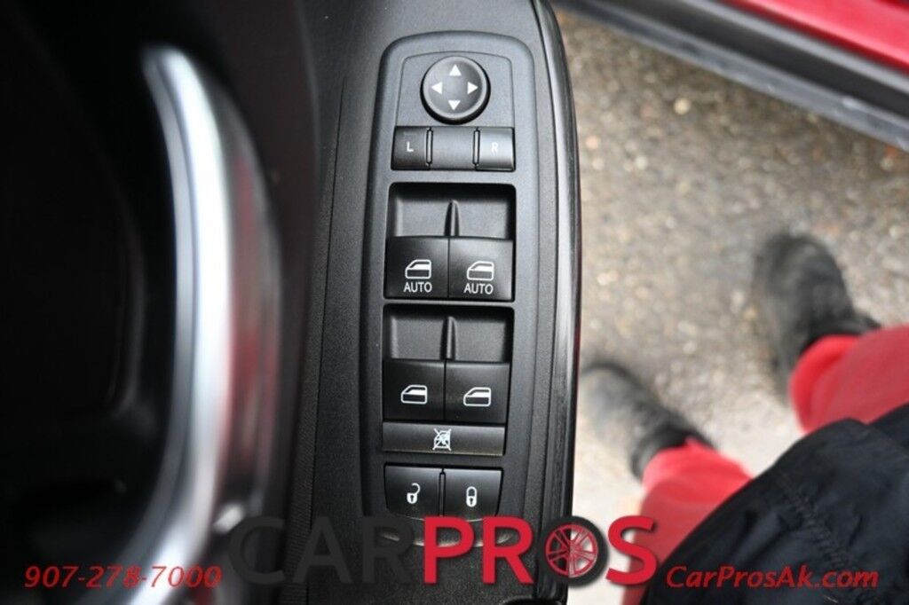 2017 Jeep Cherokee Latitude - 4X4 - 3.2L V6 - Auto Start - Power Driver's Seat - Panoramic Sunroof - Power Locks, Windows & Mirrors - Bluetooth - Power Liftgate - Fog Lights - Keyless Entry & Start - Aluminum Wheels - 29 MPG Anchorage AK