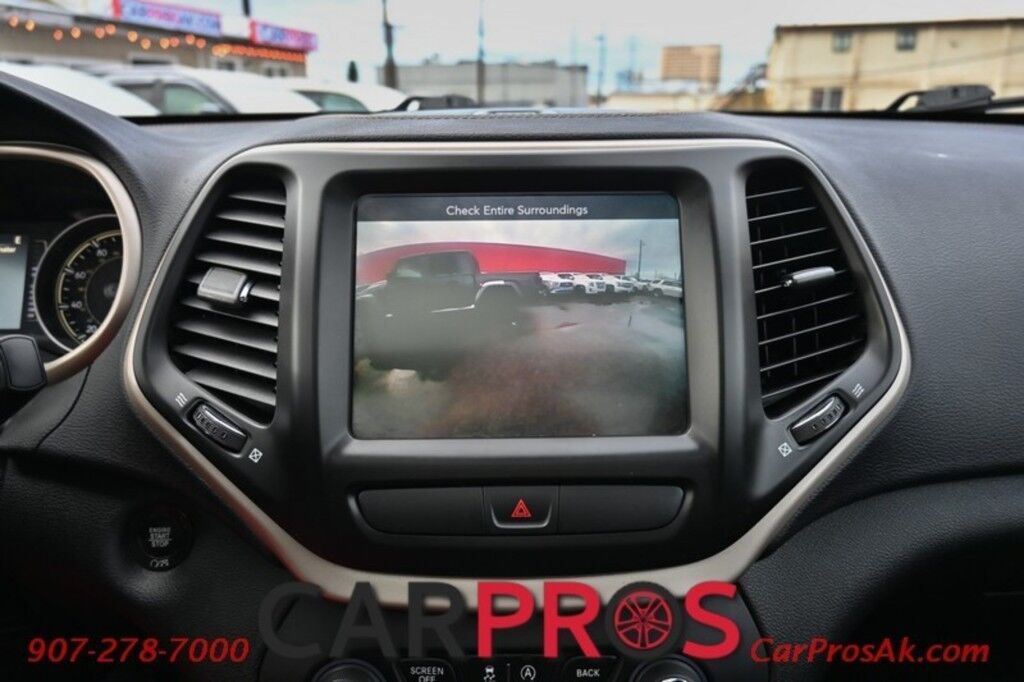 2017 Jeep Cherokee Latitude - 4X4 - 3.2L V6 - Auto Start - Power Driver's Seat - Panoramic Sunroof - Power Locks, Windows & Mirrors - Bluetooth - Power Liftgate - Fog Lights - Keyless Entry & Start - Aluminum Wheels - 29 MPG Anchorage AK