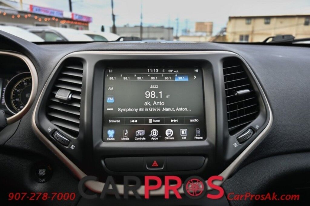 2017 Jeep Cherokee Latitude - 4X4 - 3.2L V6 - Auto Start - Power Driver's Seat - Panoramic Sunroof - Power Locks, Windows & Mirrors - Bluetooth - Power Liftgate - Fog Lights - Keyless Entry & Start - Aluminum Wheels - 29 MPG Anchorage AK