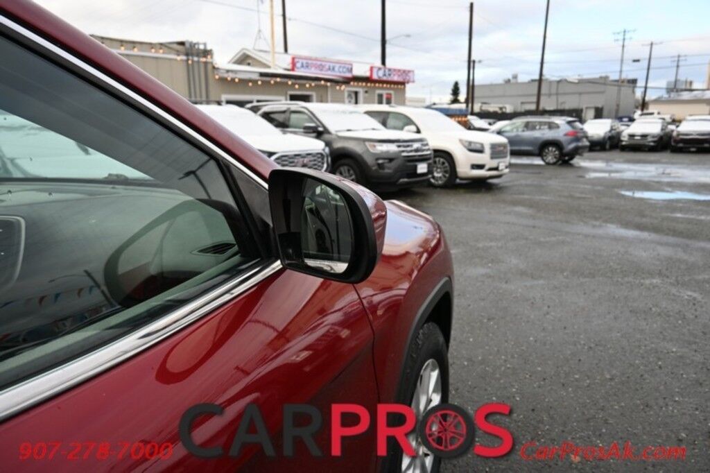 2017 Jeep Cherokee Latitude - 4X4 - 3.2L V6 - Auto Start - Power Driver's Seat - Panoramic Sunroof - Power Locks, Windows & Mirrors - Bluetooth - Power Liftgate - Fog Lights - Keyless Entry & Start - Aluminum Wheels - 29 MPG Anchorage AK