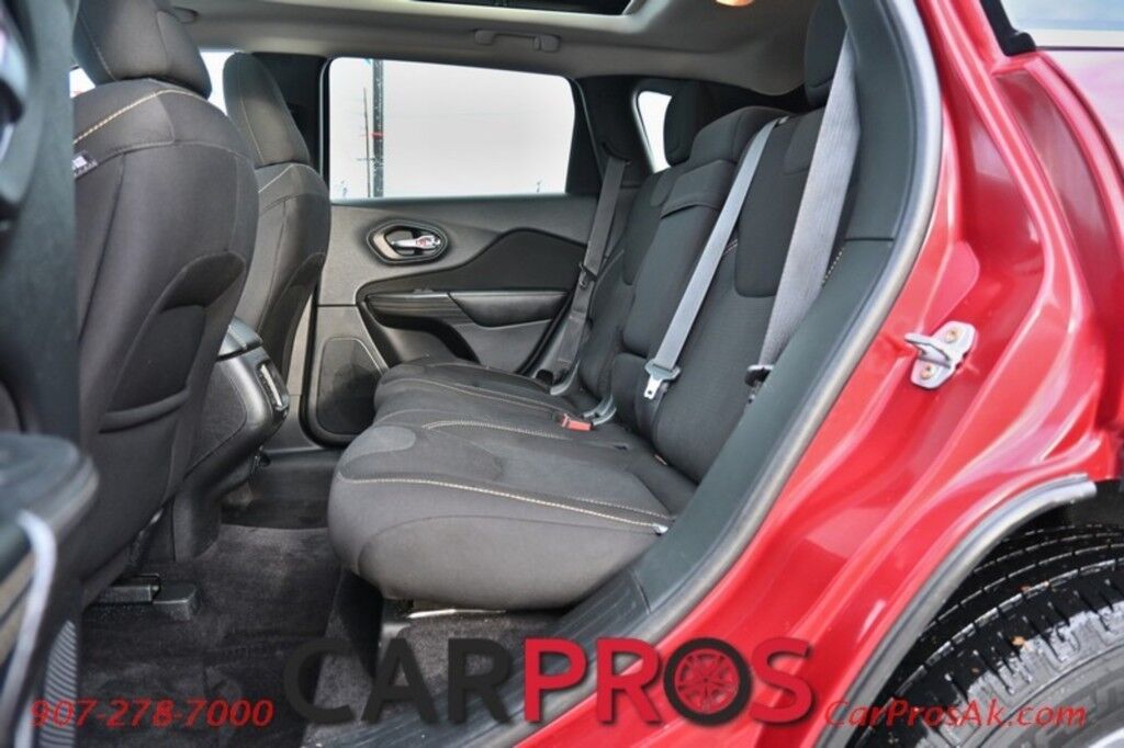 2017 Jeep Cherokee Latitude - 4X4 - 3.2L V6 - Auto Start - Power Driver's Seat - Panoramic Sunroof - Power Locks, Windows & Mirrors - Bluetooth - Power Liftgate - Fog Lights - Keyless Entry & Start - Aluminum Wheels - 29 MPG Anchorage AK