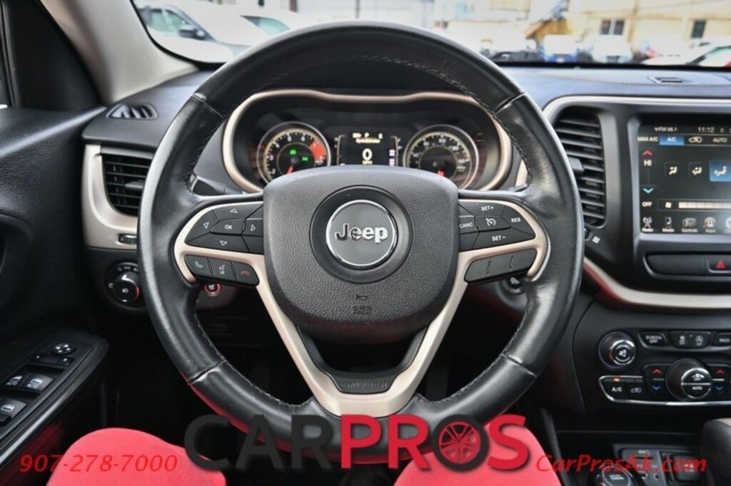 2017 Jeep Cherokee Latitude - 4X4 - 3.2L V6 - Auto Start - Power Driver's Seat - Panoramic Sunroof - Power Locks, Windows & Mirrors - Bluetooth - Power Liftgate - Fog Lights - Keyless Entry & Start - Aluminum Wheels - 29 MPG Anchorage AK