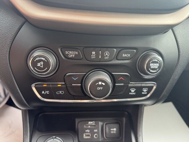 2017 Jeep Cherokee Latitude North Versailles PA