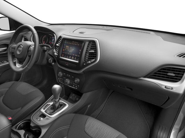 2017 Jeep Cherokee Latitude Winder GA
