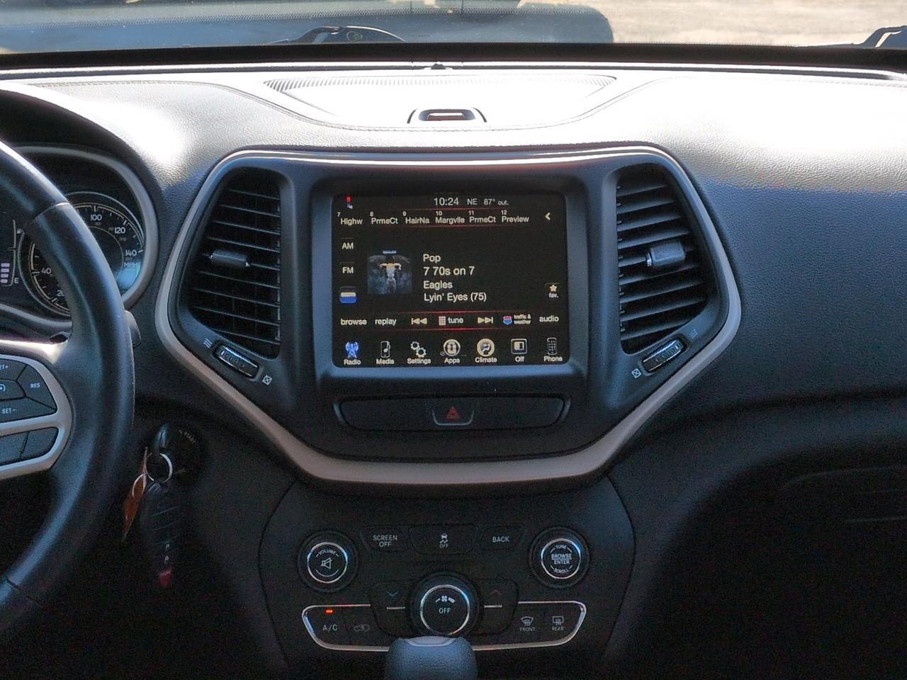 2017 Jeep Cherokee Latitude Winder GA