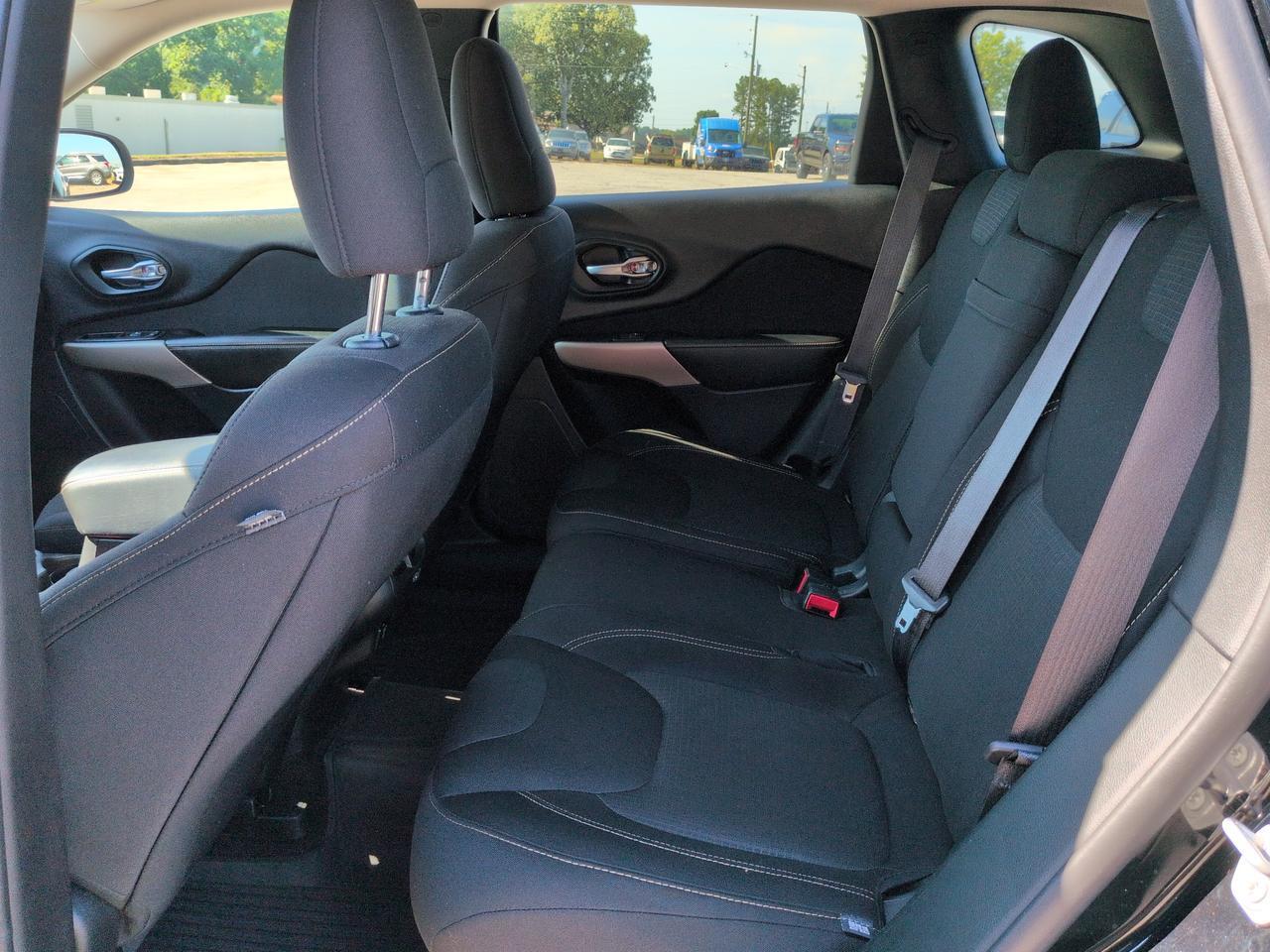 2017 Jeep Cherokee Latitude Winder GA