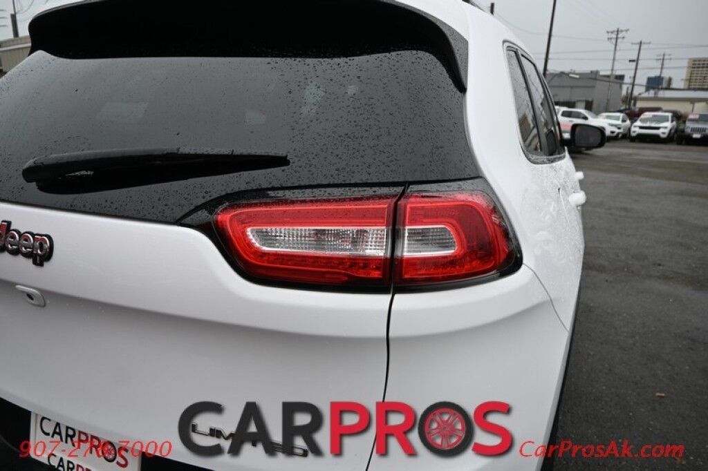 2017 Jeep Cherokee Limited - 4X4 - Safety Tec &Technology Pkg - Adaptive Cruise Control - Heated & Cooled Leather Seats - Heated Steering Wheel - Remote Start - Sunroof - Navigation - Power Liftgate - Tow Pkg Anchorage AK