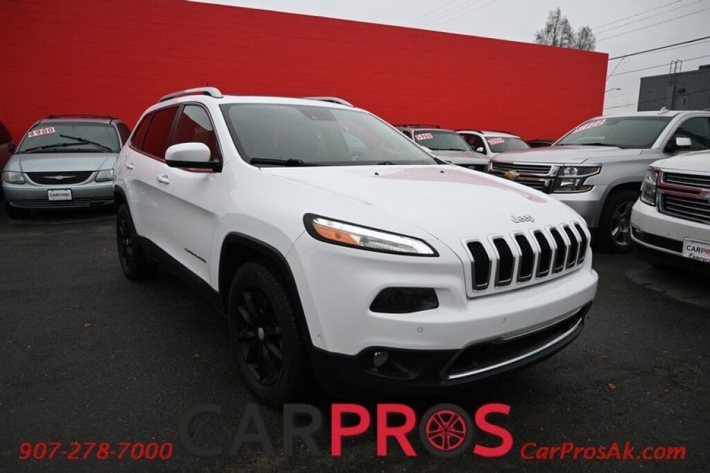 2017 Jeep Cherokee Limited - 4X4 - Safety Tec &Technology Pkg - Adaptive Cruise Control - Heated & Cooled Leather Seats - Heated Steering Wheel - Remote Start - Sunroof - Navigation - Power Liftgate - Tow Pkg