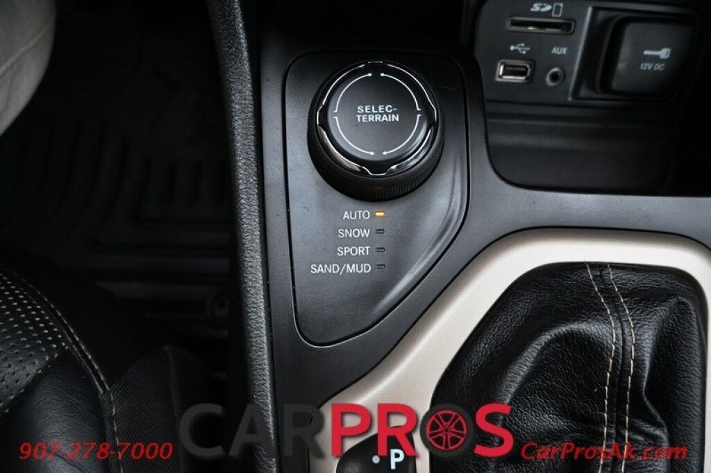 2017 Jeep Cherokee Limited - 4X4 - Safety Tec &Technology Pkg - Adaptive Cruise Control - Heated & Cooled Leather Seats - Heated Steering Wheel - Remote Start - Sunroof - Navigation - Power Liftgate - Tow Pkg Anchorage AK