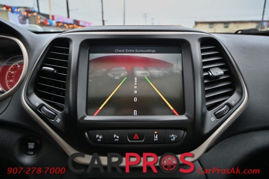 2017 Jeep Cherokee Limited - 4X4 - Safety Tec &Technology Pkg - Adaptive Cruise Control - Heated & Cooled Leather Seats - Heated Steering Wheel - Remote Start - Sunroof - Navigation - Power Liftgate - Tow Pkg Anchorage AK