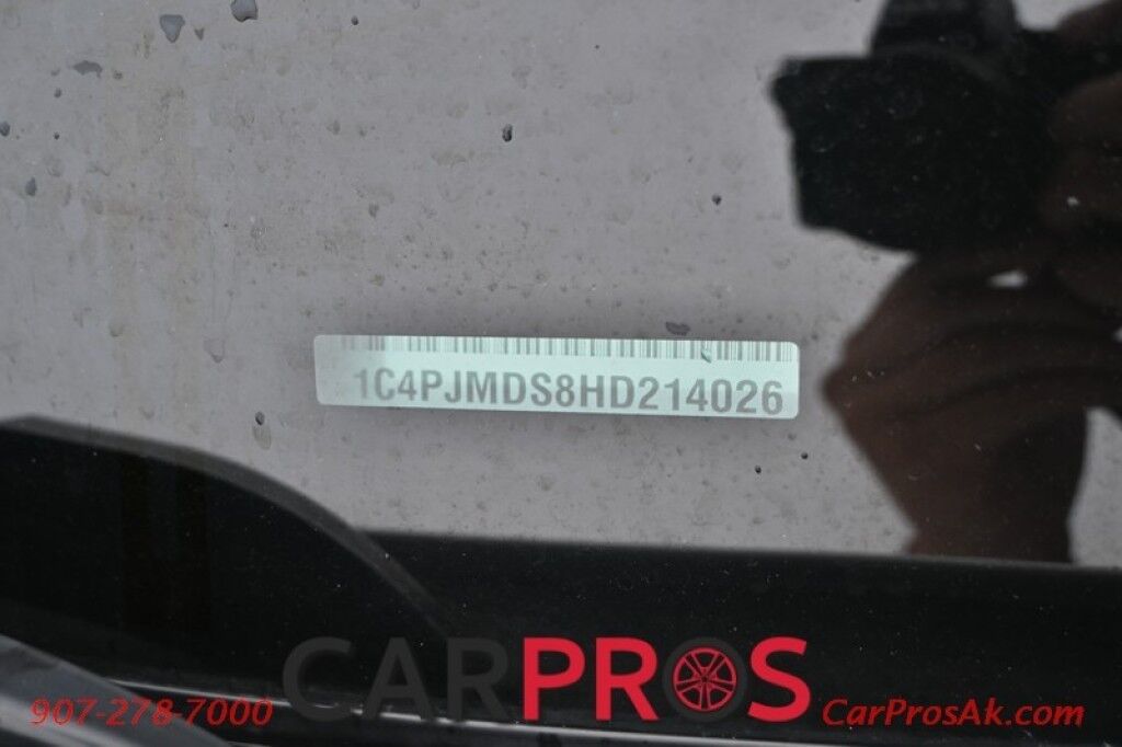 2017 Jeep Cherokee Limited - 4X4 - Safety Tec &Technology Pkg - Adaptive Cruise Control - Heated & Cooled Leather Seats - Heated Steering Wheel - Remote Start - Sunroof - Navigation - Power Liftgate - Tow Pkg Anchorage AK