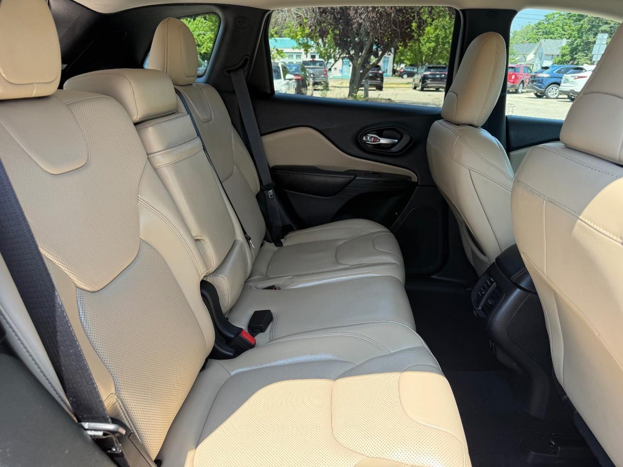 2017 Jeep Cherokee Limited 4x4 Middleville MI