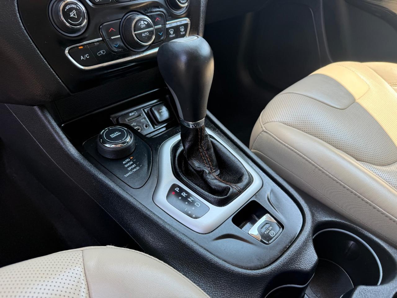 2017 Jeep Cherokee Limited 4x4 Middleville MI