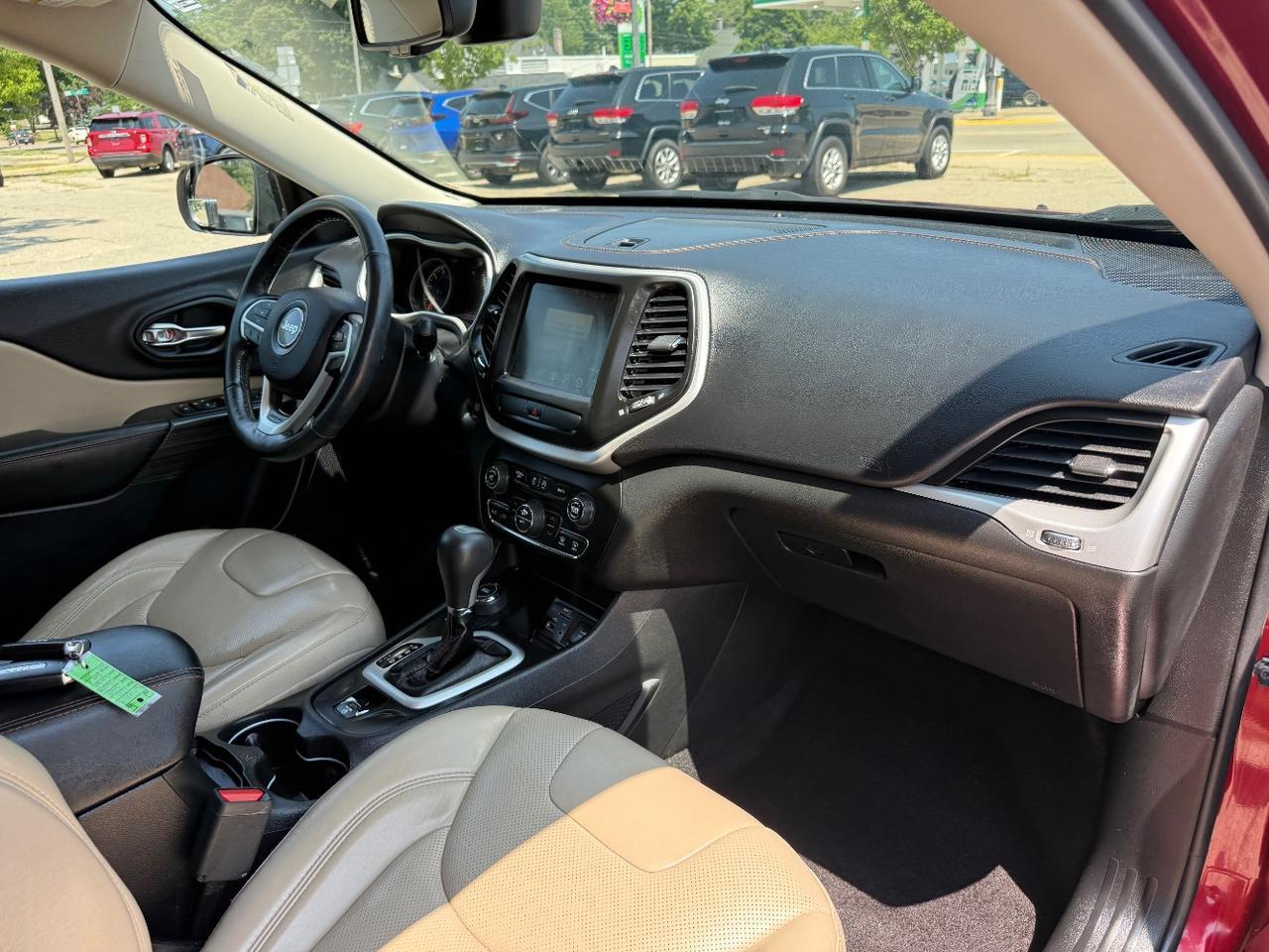 2017 Jeep Cherokee Limited 4x4 Middleville MI