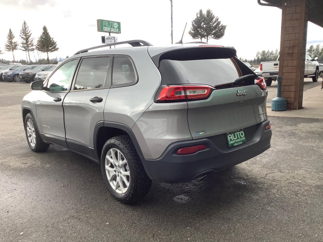 2017 Jeep Cherokee Sport FWD