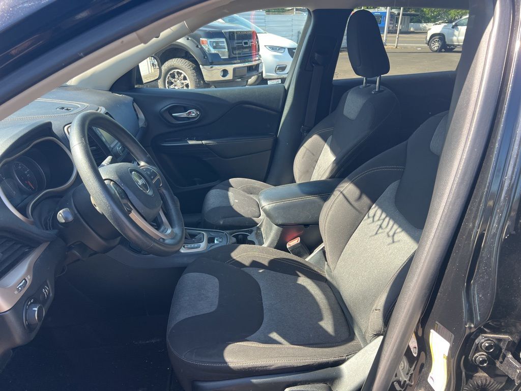 2017 Jeep Cherokee Sport Milwaukie OR