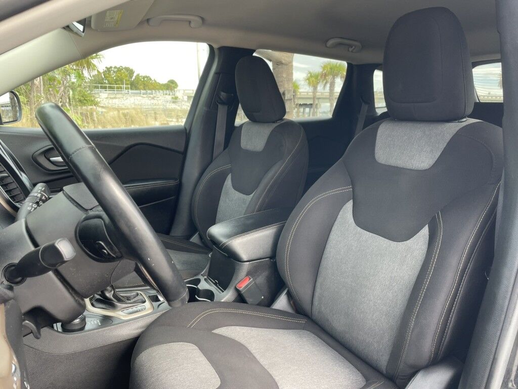2017 Jeep Cherokee Sport Sarasota FL