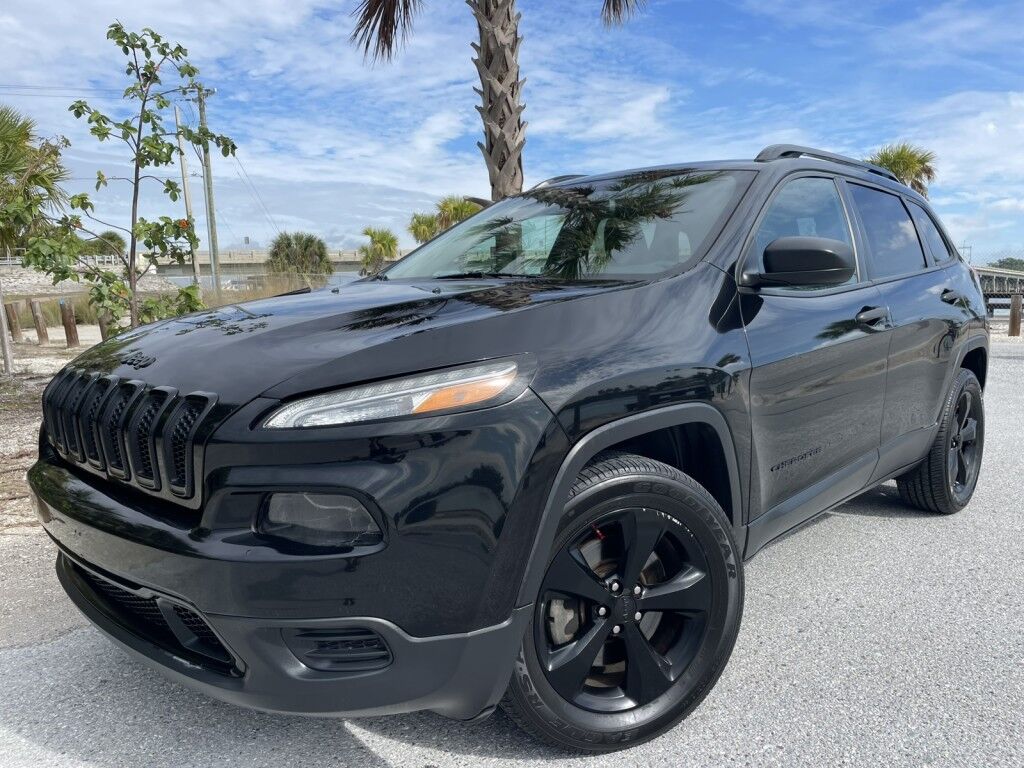 2017 Jeep Cherokee Sport