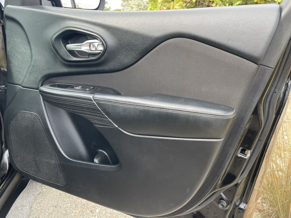 2017 Jeep Cherokee Sport Sarasota FL