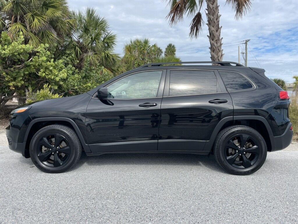 2017 Jeep Cherokee Sport