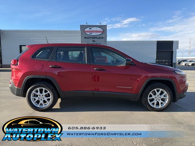 2017 Jeep Cherokee Sport