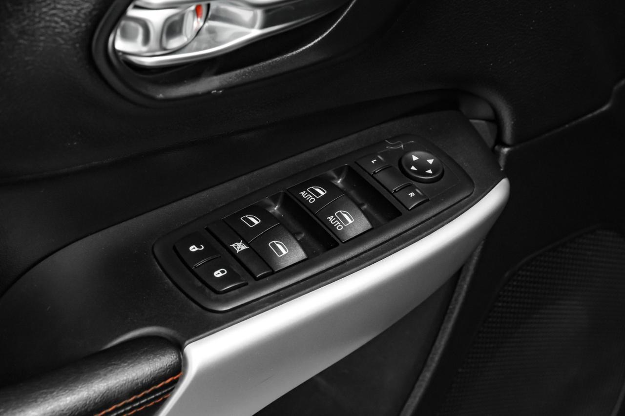 2017 Jeep Cherokee TRAILHAWK 4WD NAVIGATION HEATED SEATS REAR CAMERA BLUETOOTH CRUISE ALLOY WHEELS Carrollton TX