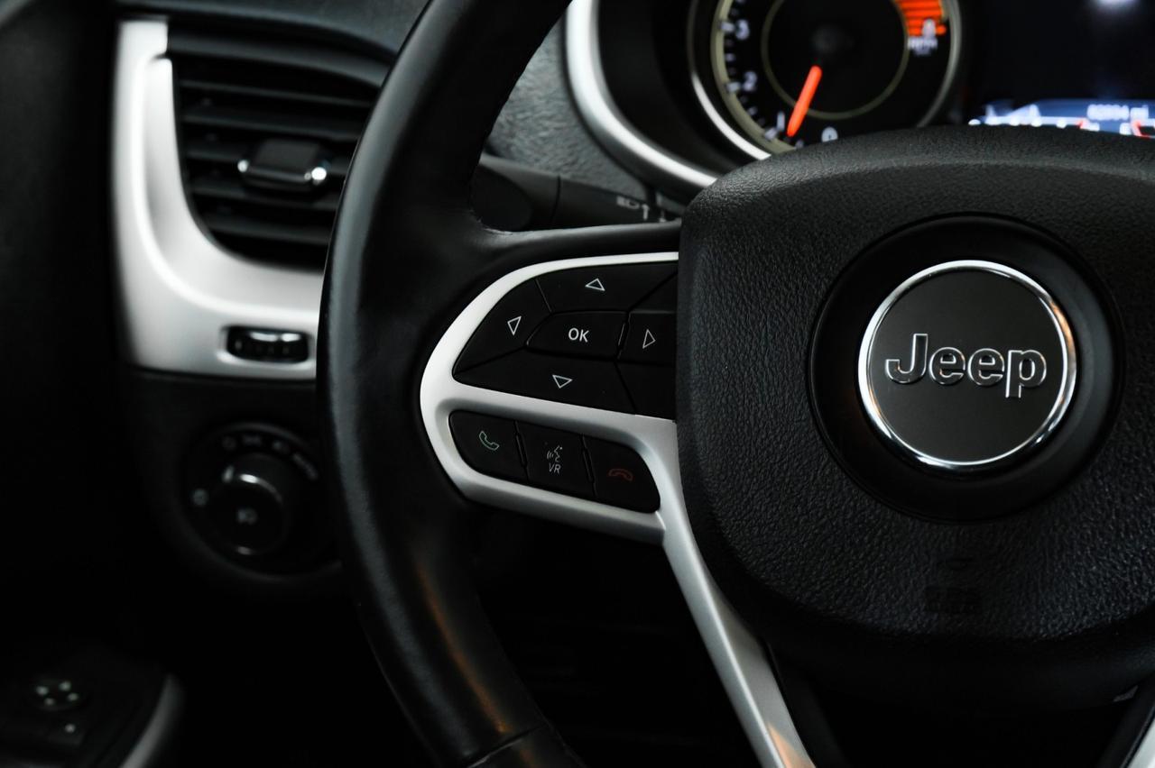 2017 Jeep Cherokee TRAILHAWK 4WD NAVIGATION HEATED SEATS REAR CAMERA BLUETOOTH CRUISE ALLOY WHEELS Carrollton TX