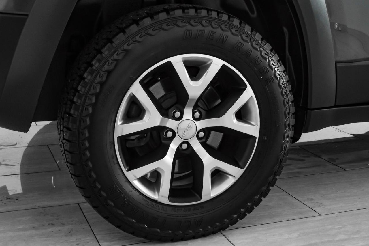 2017 Jeep Cherokee TRAILHAWK 4WD NAVIGATION HEATED SEATS REAR CAMERA BLUETOOTH CRUISE ALLOY WHEELS Carrollton TX