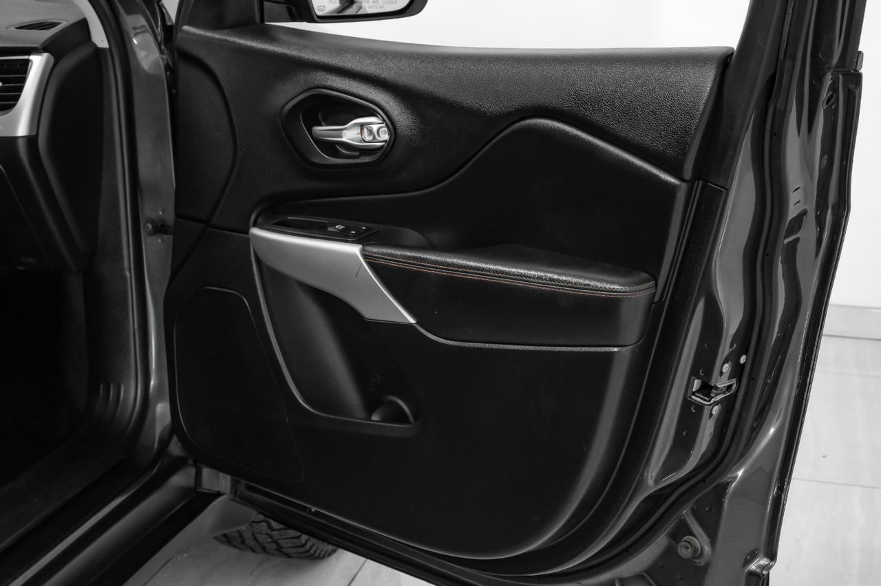 2017 Jeep Cherokee TRAILHAWK 4WD NAVIGATION HEATED SEATS REAR CAMERA BLUETOOTH CRUISE ALLOY WHEELS Carrollton TX