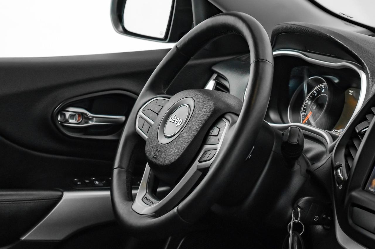 2017 Jeep Cherokee TRAILHAWK 4WD NAVIGATION HEATED SEATS REAR CAMERA BLUETOOTH CRUISE ALLOY WHEELS Carrollton TX