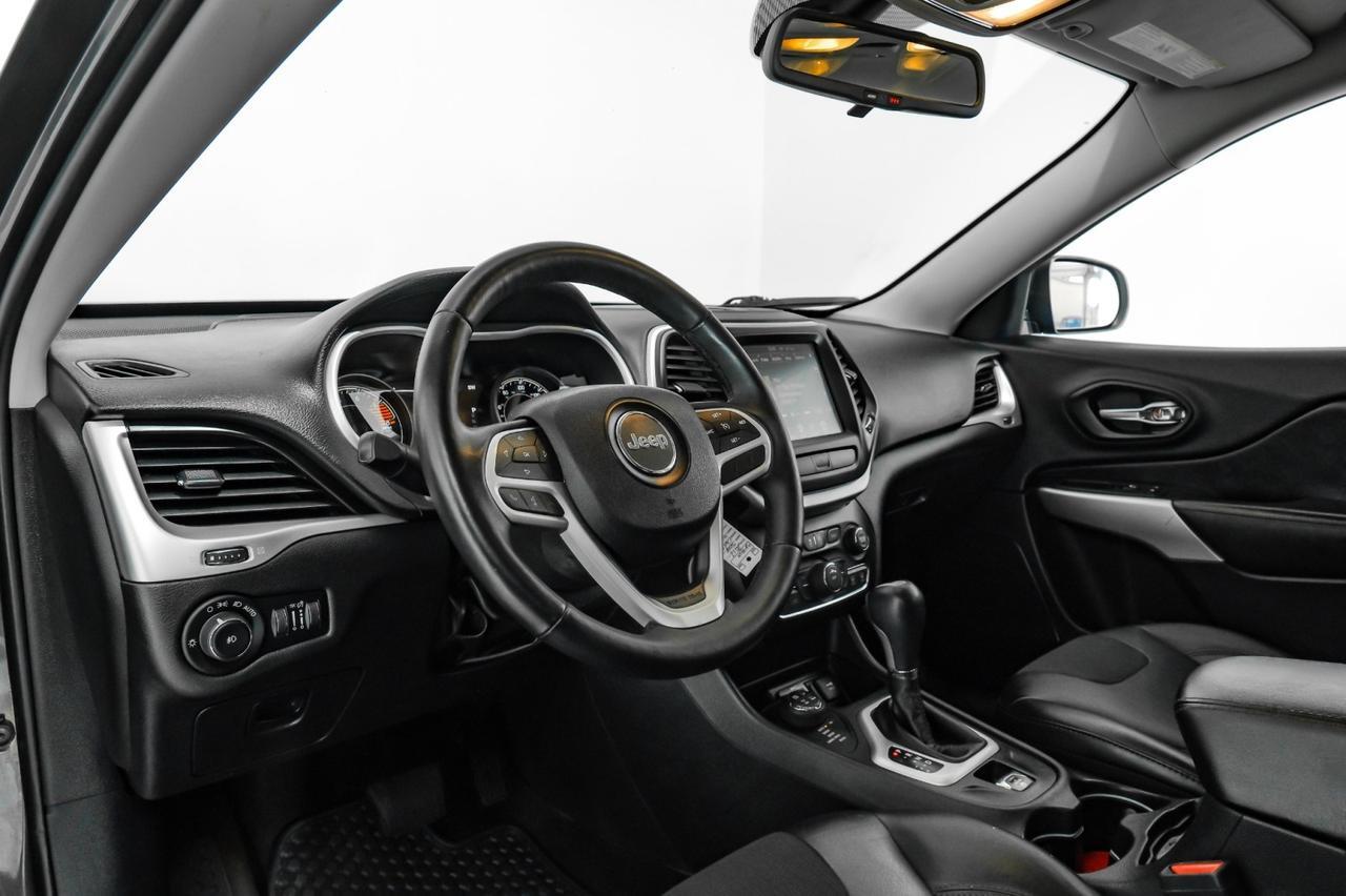 2017 Jeep Cherokee TRAILHAWK 4WD NAVIGATION HEATED SEATS REAR CAMERA BLUETOOTH CRUISE ALLOY WHEELS Carrollton TX