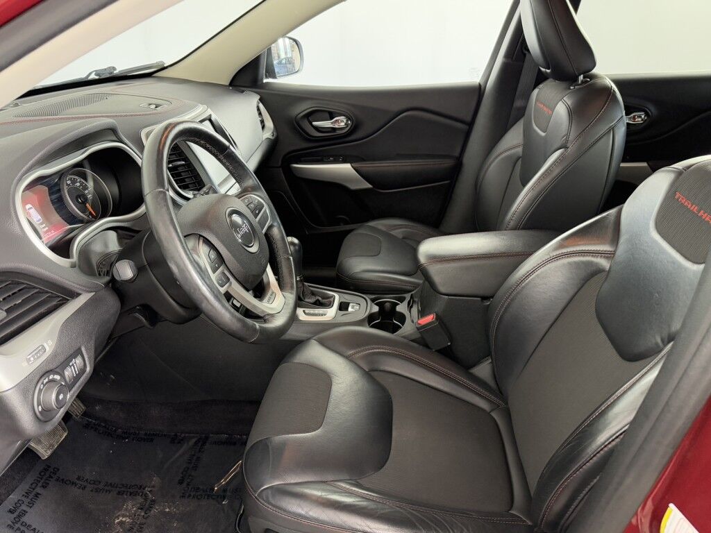 2017 Jeep Cherokee Trailhawk 4x4 V6 w/Cold Weather/Uconnect 8.4 Maumee OH