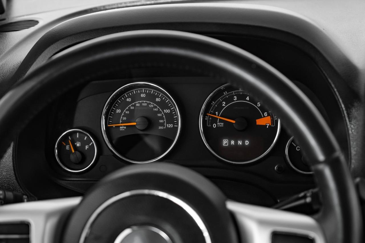 2017 Jeep Compass 4WD HIGH ALTITUDE SUNROOF LEATHER HEATED SEATS BLUETOOTH POWER D Carrollton TX