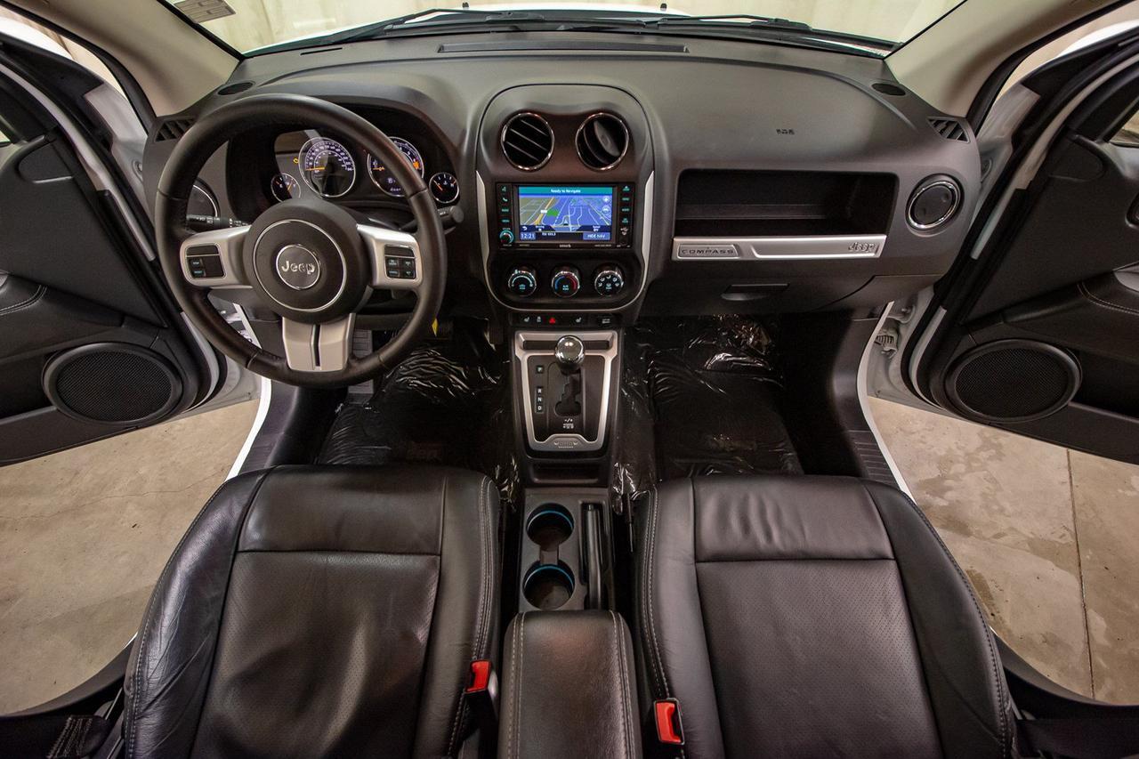 2017 Jeep Compass 4x4 High Altitude Leather Roof Nav Red Deer AB