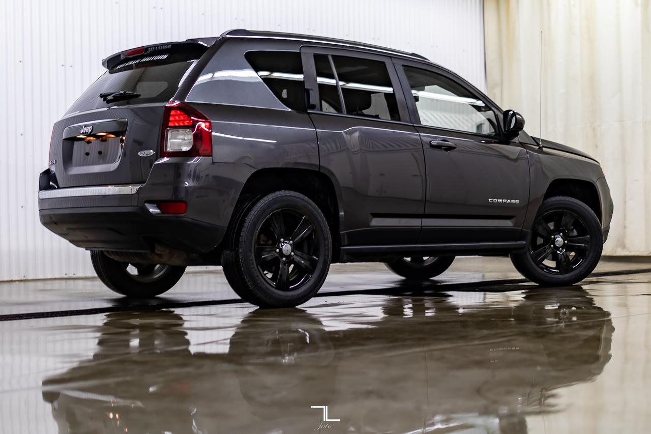 2017 Jeep Compass 4x4 High Altitude Leather Roof Red Deer AB