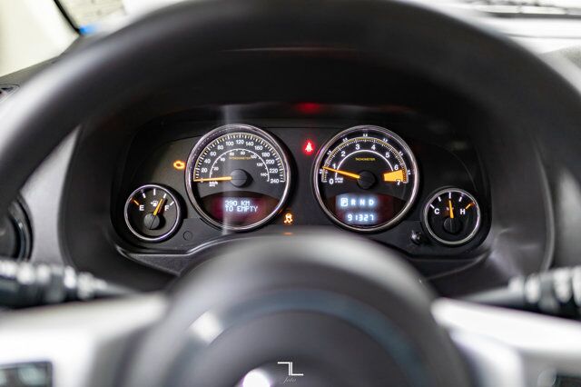 2017 Jeep Compass 4x4 High Altitude Leather Roof Red Deer AB